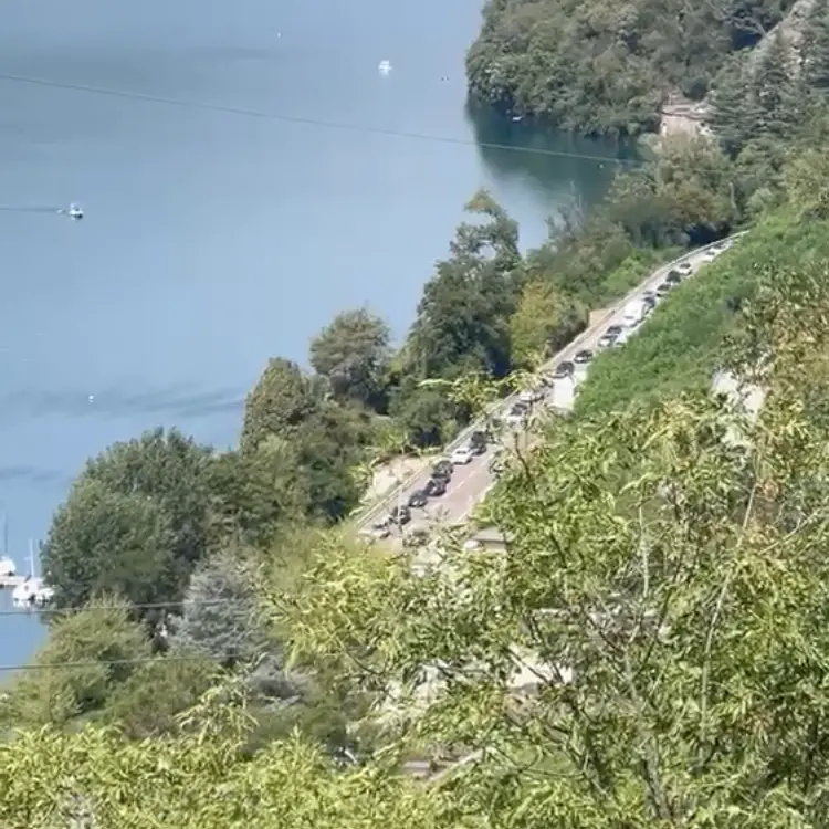 Incidente sulla Ss47 a Tenna, ferito un motociclista di 51 anni