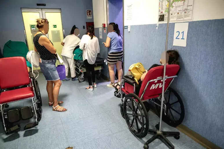 Pronto soccorso in affanno ad agosto: mancano quasi 7mila medici