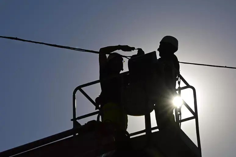 Caldo nei cantieri, il Pd del Trentino chiede i numeri su stop ai lavori e controlli