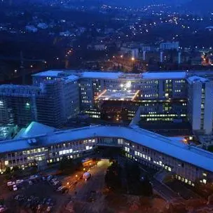 Pronto soccorso, danneggia un pc e aggredisce la vigilanza: arrestato
