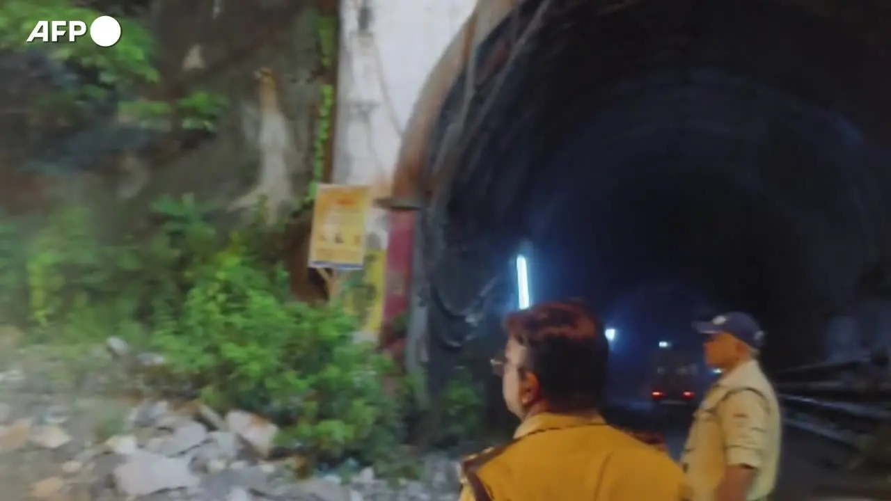 Smottamento allaga un tunnel in India: \"Morti 7 operai\"