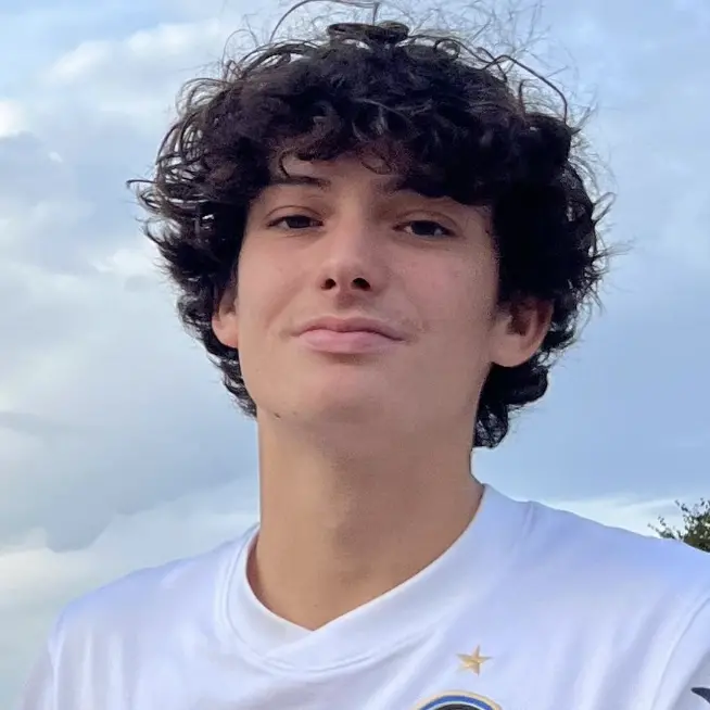 Arco piange Cristiano Maino, morto a 21 anni: «Aveva un sorriso bellissimo»