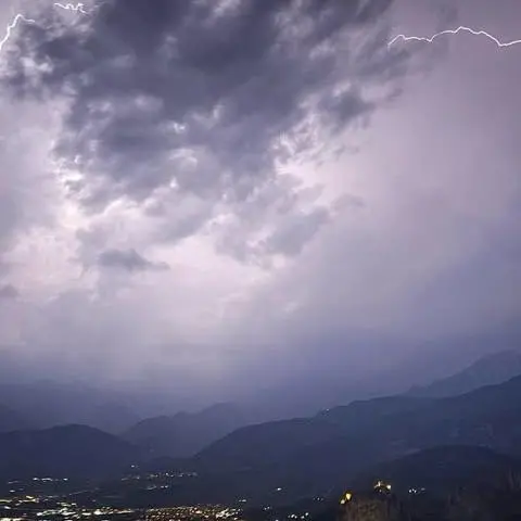 Allerta gialla in tutto il Trentino: temporali forti, grandine e rischio frane