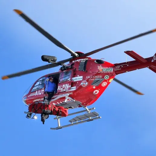 Alpinisti colpiti da fulmine sulla Ra Gusela, trasportati all'ospedale di Bolzano