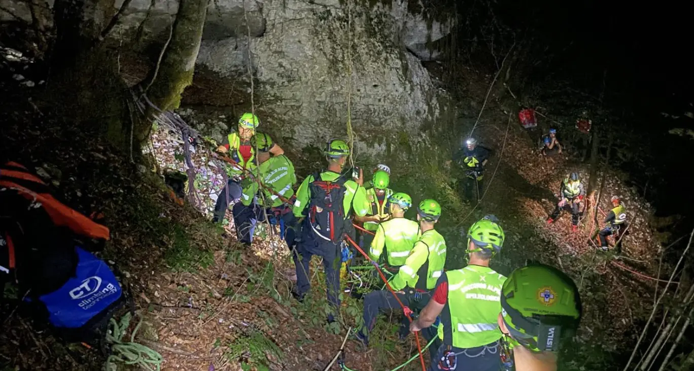 Lungo intervento nella forra del torrente Grigno: recuperato dopo 8 ore