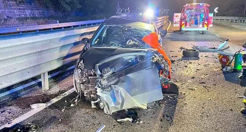 Civezzano, scontro frontale sulla Valsugana: tre feriti, ipotesi auto contromano