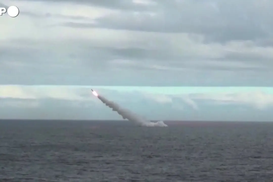 Esercitazioni missilistiche russe vicino alle isole contese al largo del Giappone