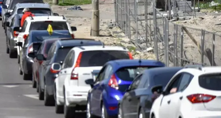 Targhe polacche, stretta sulle auto estere: Rc italiana dopo la registrazione