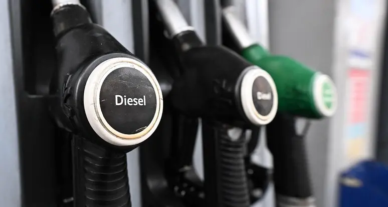Nuovi rincari per i carburanti, diesel oltre i 2,20 euro in autostrada