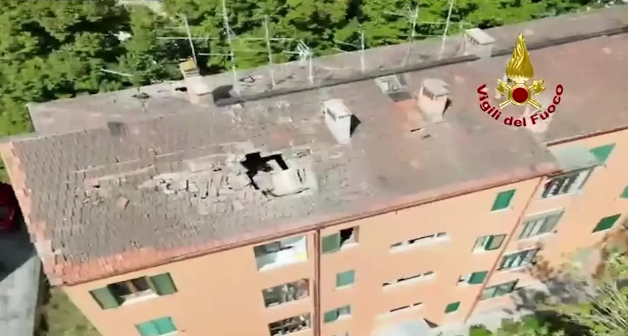 Esplosione in una palazzina a Perugia, le immagini dal drone dei Vigili del Fuoco