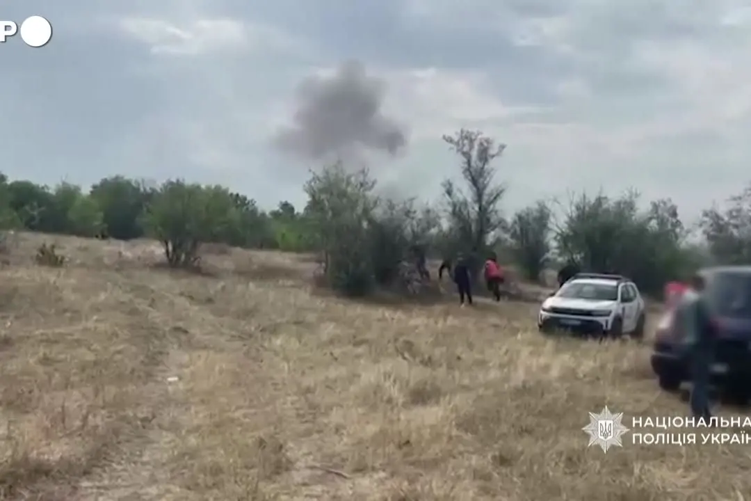 Attacco russo colpisce la locomotiva di un treno passeggeri vicino a Odessa