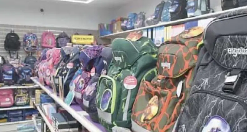 Zaini, diari e quaderni: quanto costa il ritorno a scuola