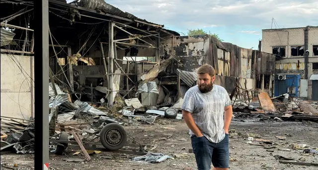 Attacchi russi nella notte, colpite simultaneamente quattro città ucraine