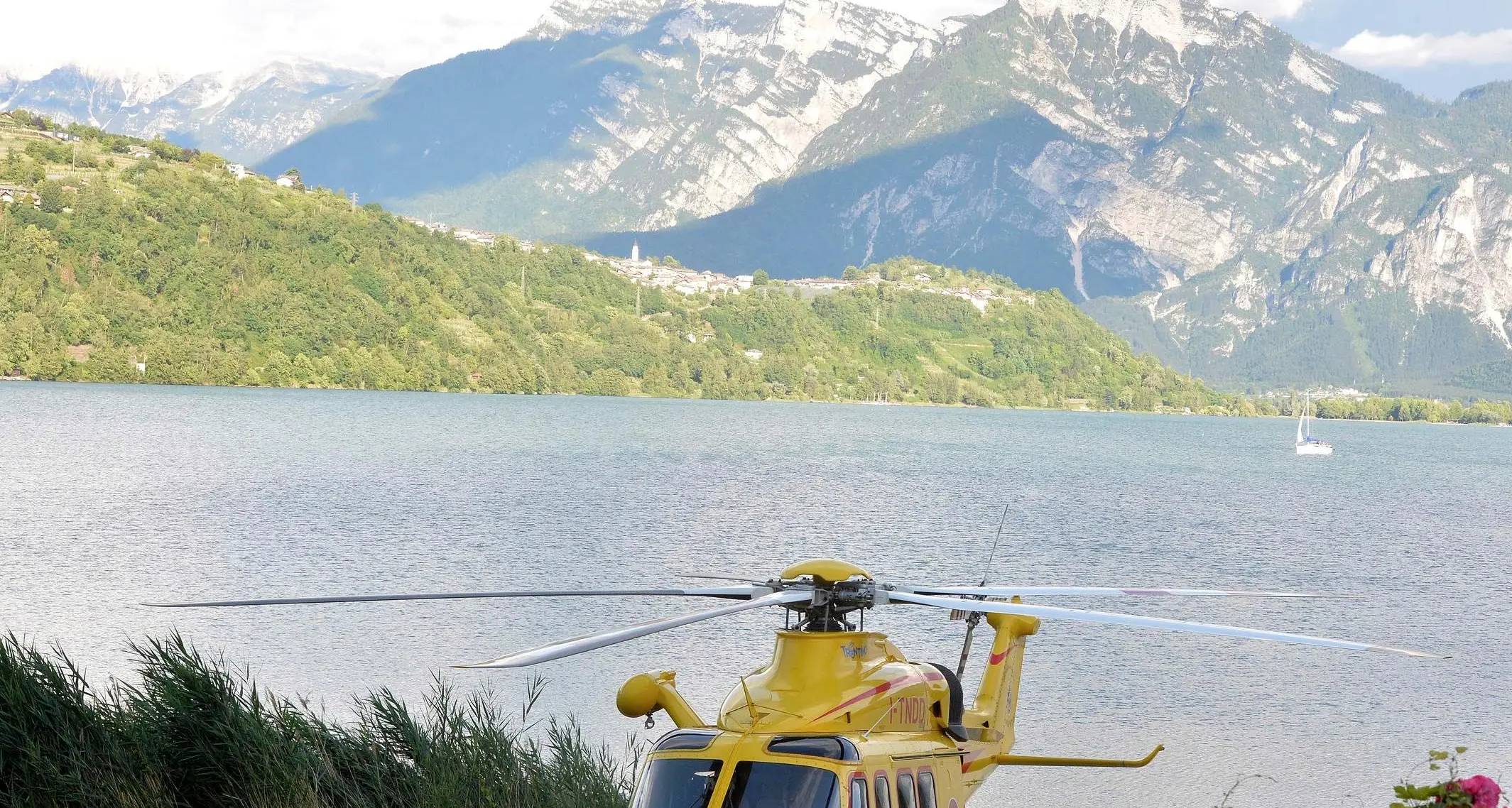 Tragedia nel lago di Caldonazzo, turista olandese di 72 anni muore in acqua