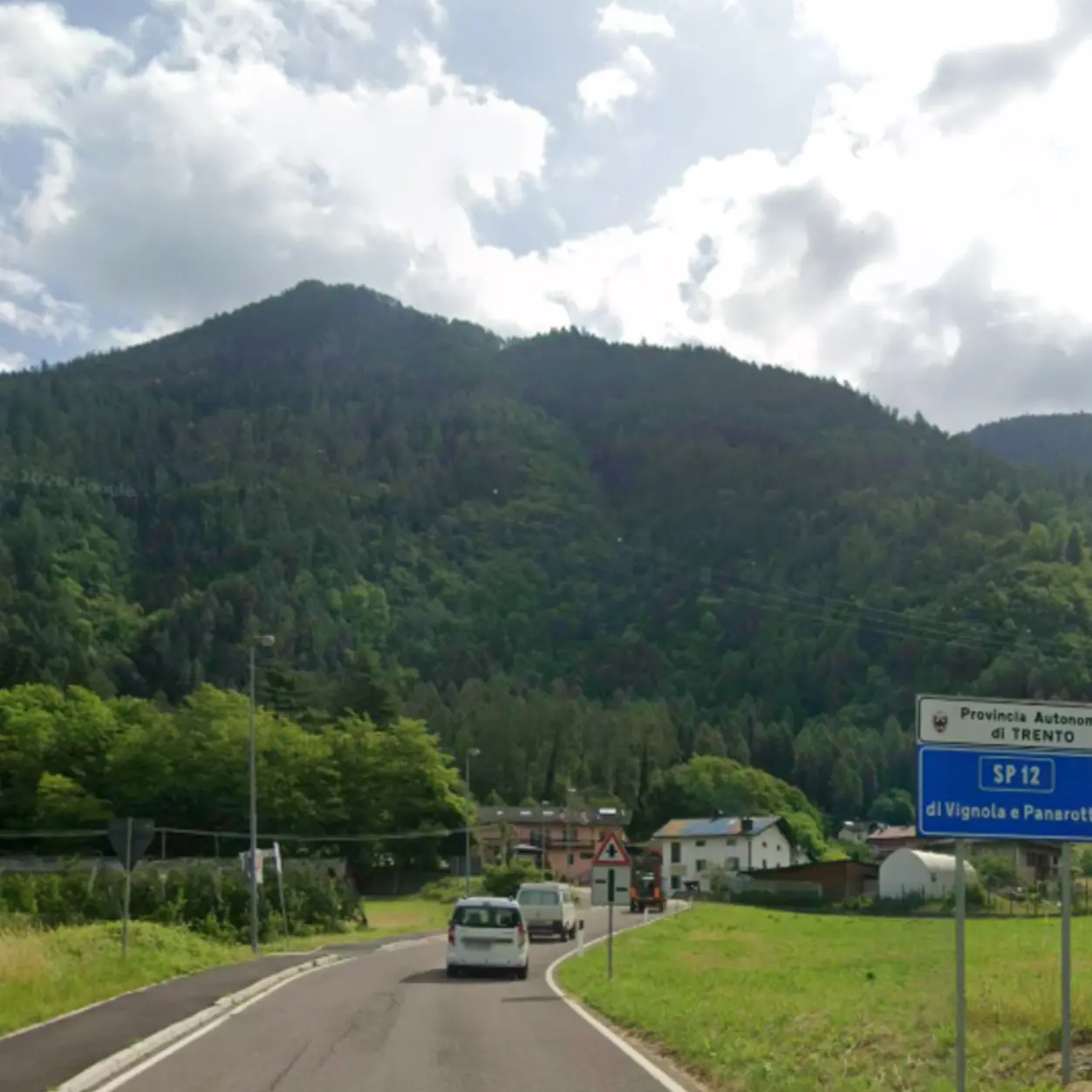 Vignola e Panarotta, cinque giorni di chiusure sulla SP 12: orari e deviazioni