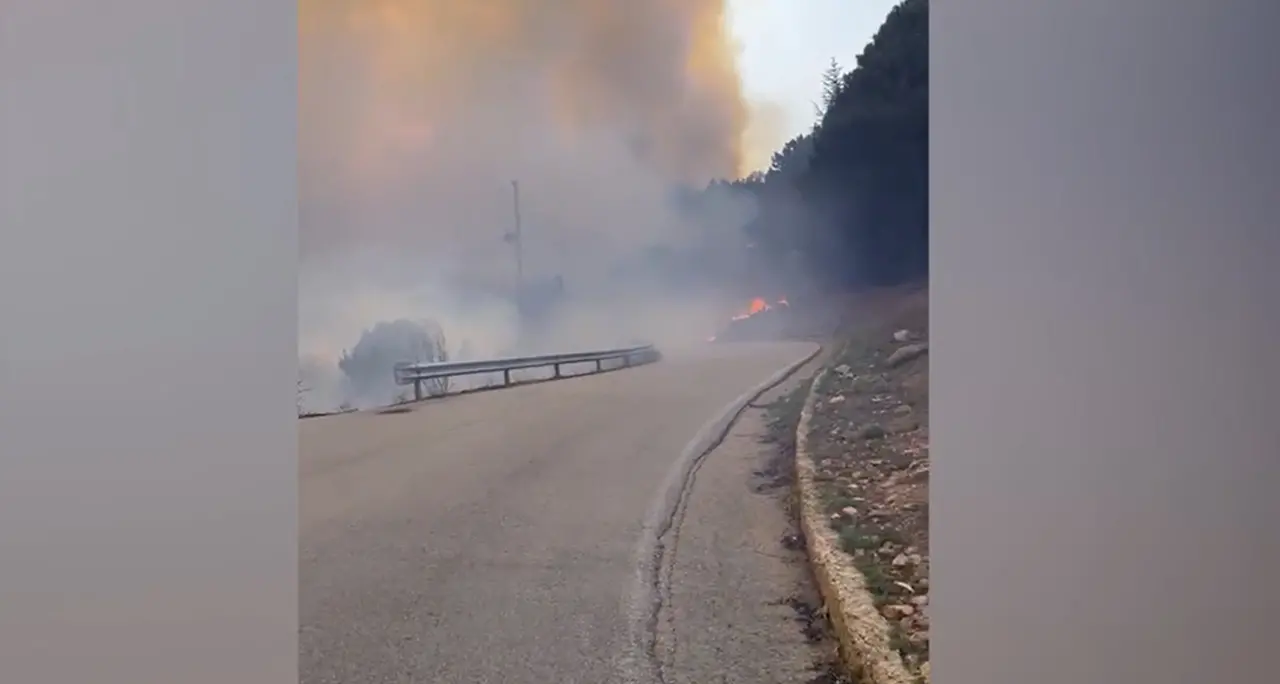 Incendio in Ogliastra, un centinaio di persone evacuate ad Arzana