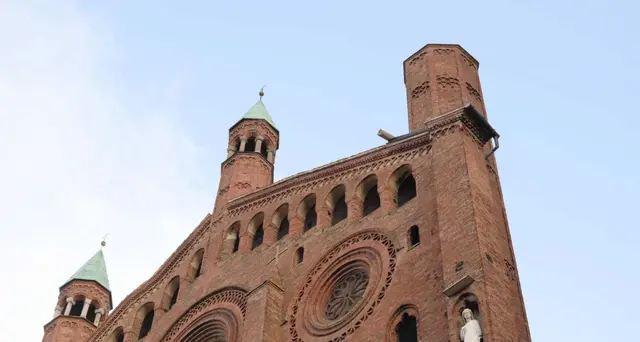 Tromba d'aria e grandine: Cremona in ginocchio, danni a 10 chiese e 10mila auto