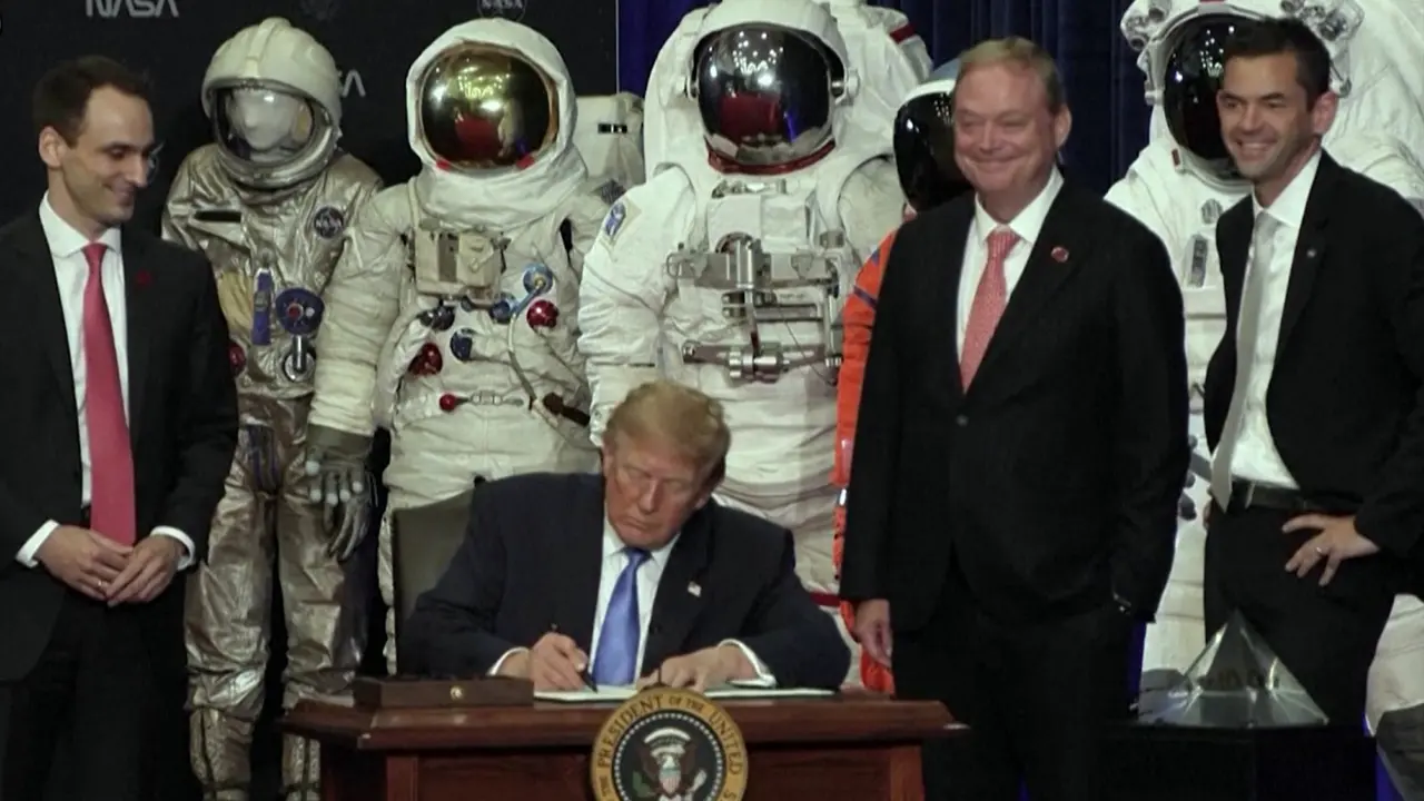 Trump lancia la Us Space Academy e rilancia il Sogno americano