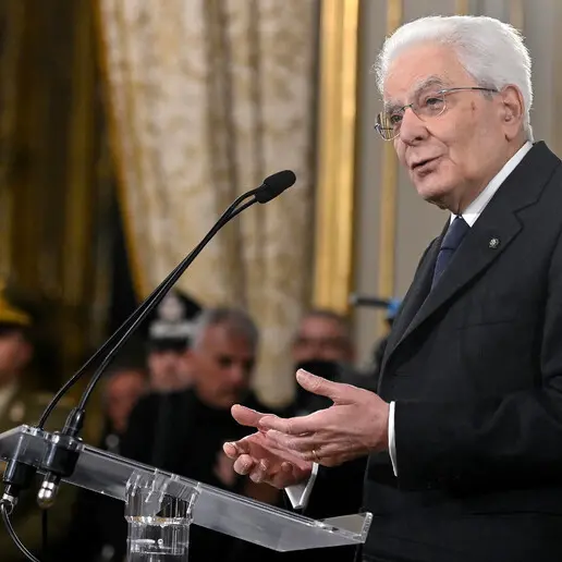 Giornata dell’Autonomia, il Pd: «Inaccettabile un palco di soli uomini»