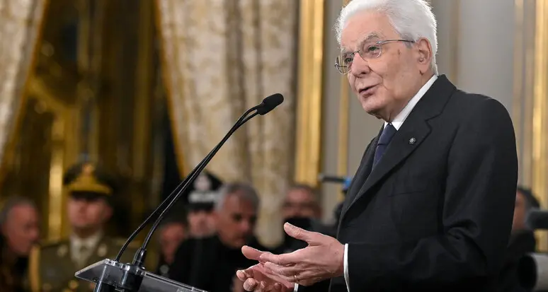 Giornata dell’Autonomia, il Pd: «Inaccettabile un palco di soli uomini»