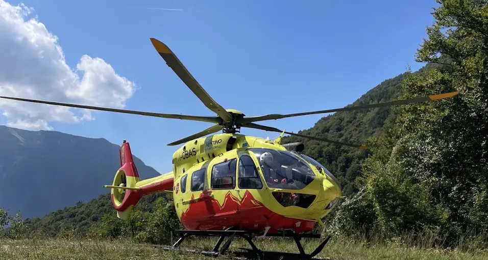 Marzola, un escursionista trentino di 47 anni muore precipitando per 30 metri
