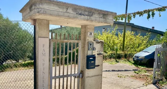 'All'estero per realizzarsi', gli amici ricordano la ragazza uccisa al rave