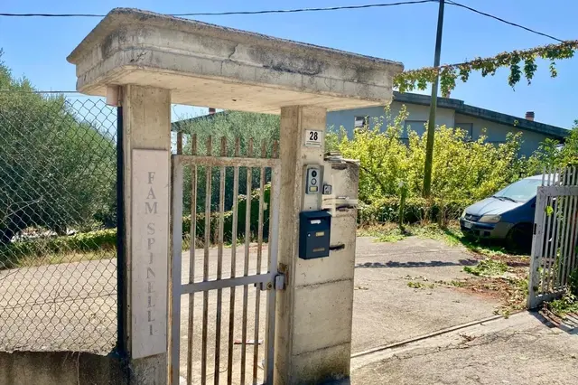 'All'estero per realizzarsi', gli amici ricordano la ragazza uccisa al rave