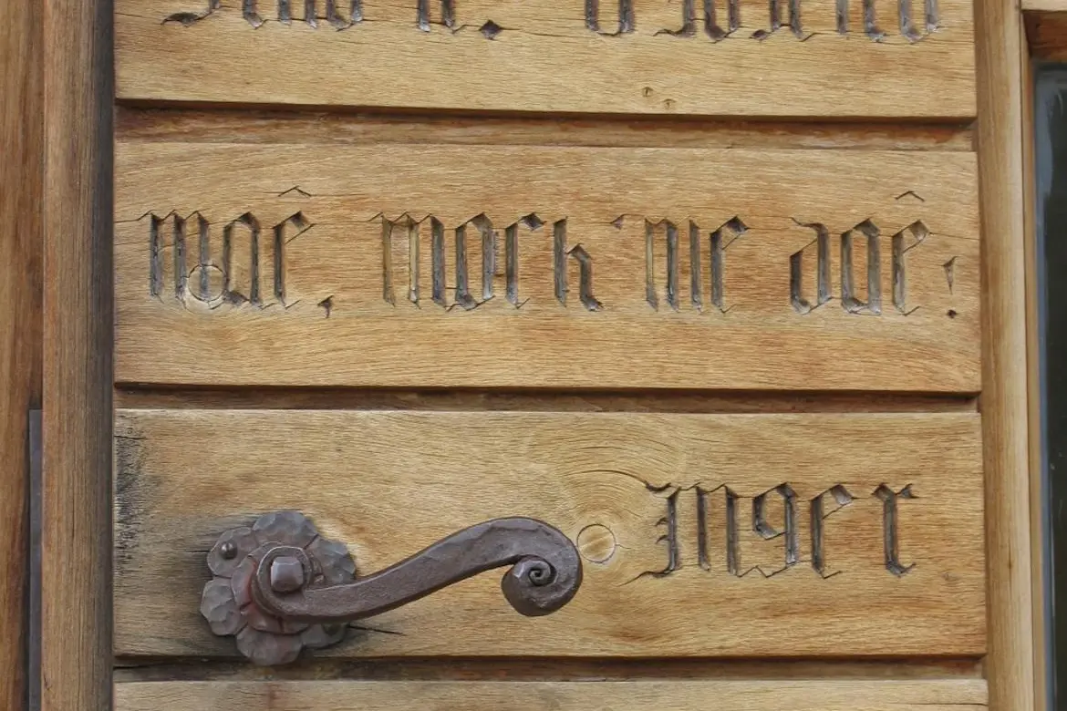 Sprochminderhaitn, naia virm ver za versichern de ladinische, bersntoler ont zimber sproch