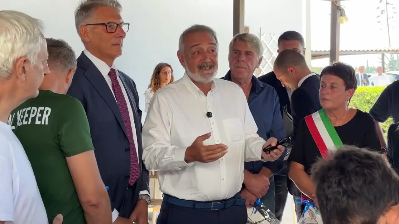 Fiumicino, dopo un mese di cure la tartaruga Caretta caretta “Fortuna” torna in mare