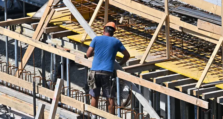 Opere pubbliche, in Trentino solo una gara su cinque arriva al bando
