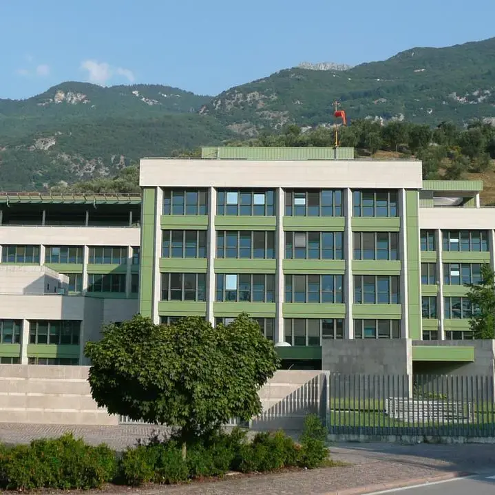 Ospedale di Arco, il futuro è da decidere: «Servono più servizi e certezze»