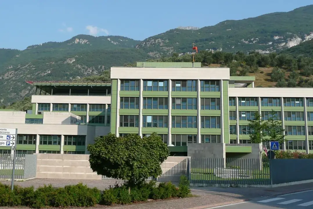 Ospedale di Arco, il futuro è da decidere: «Servono più servizi e certezze»