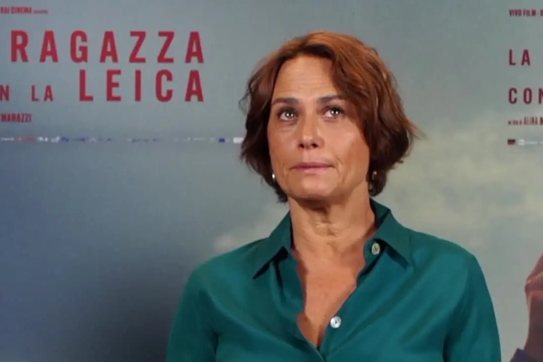 Venezia 83, via alla sezione Orizzonti con “La Ragazza con la Leica” di Alina Marazzi