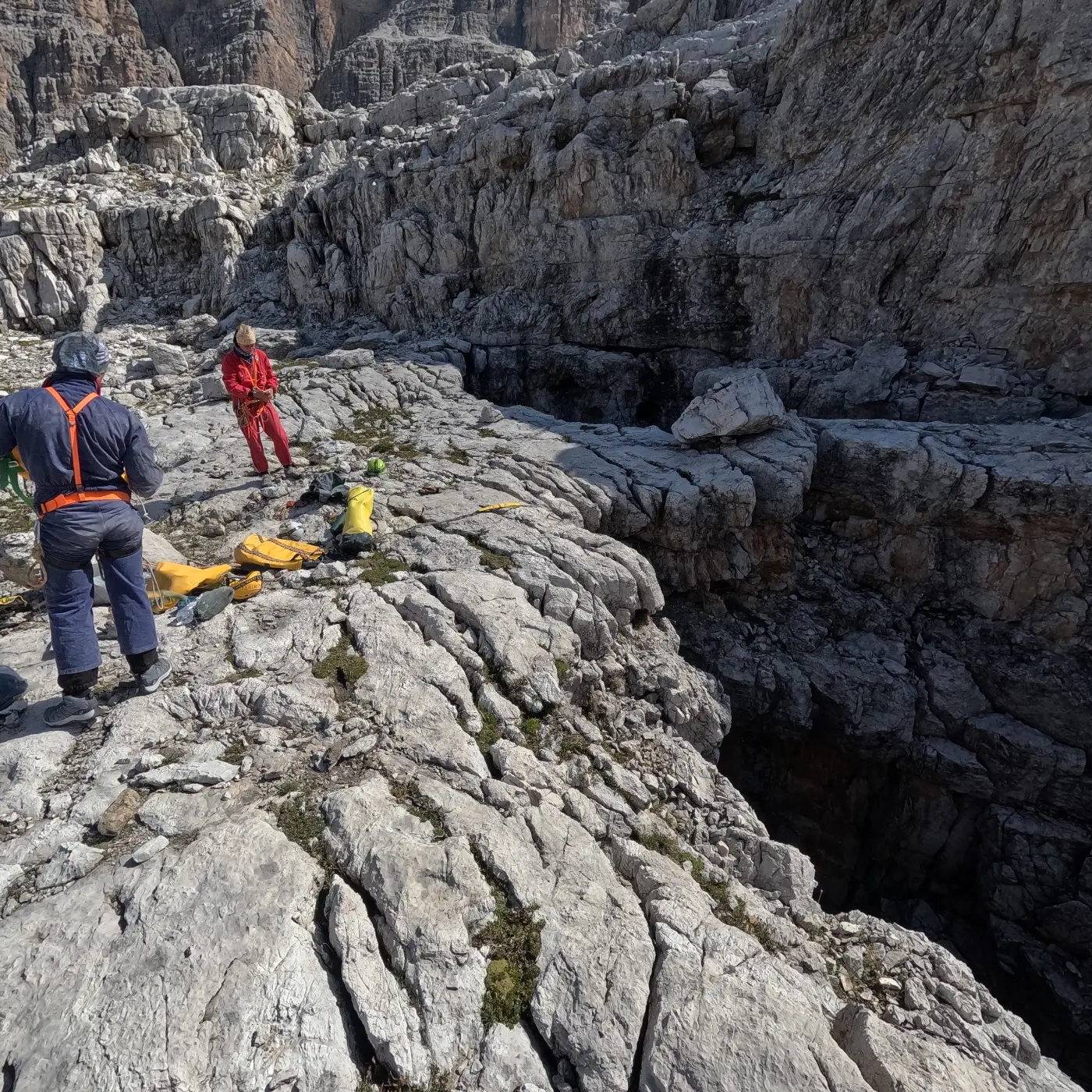 La Grotta del Ventennale torna a vivere: nuove scoperte nelle Dolomiti di Brenta