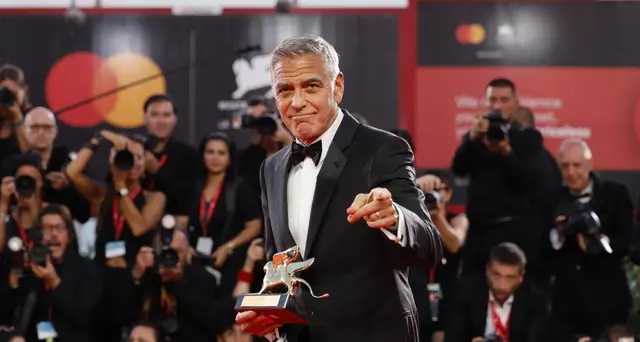 Clooney Leone d'Oro alla Carriera, 'nessuno ride in una lingua diversa'