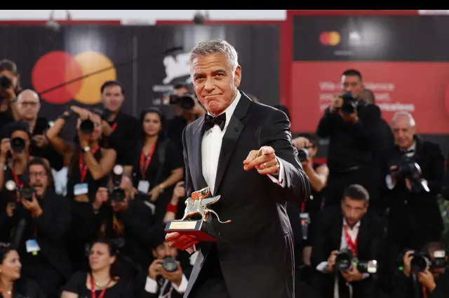 Clooney Leone d'Oro alla Carriera, 'nessuno ride in una lingua diversa'