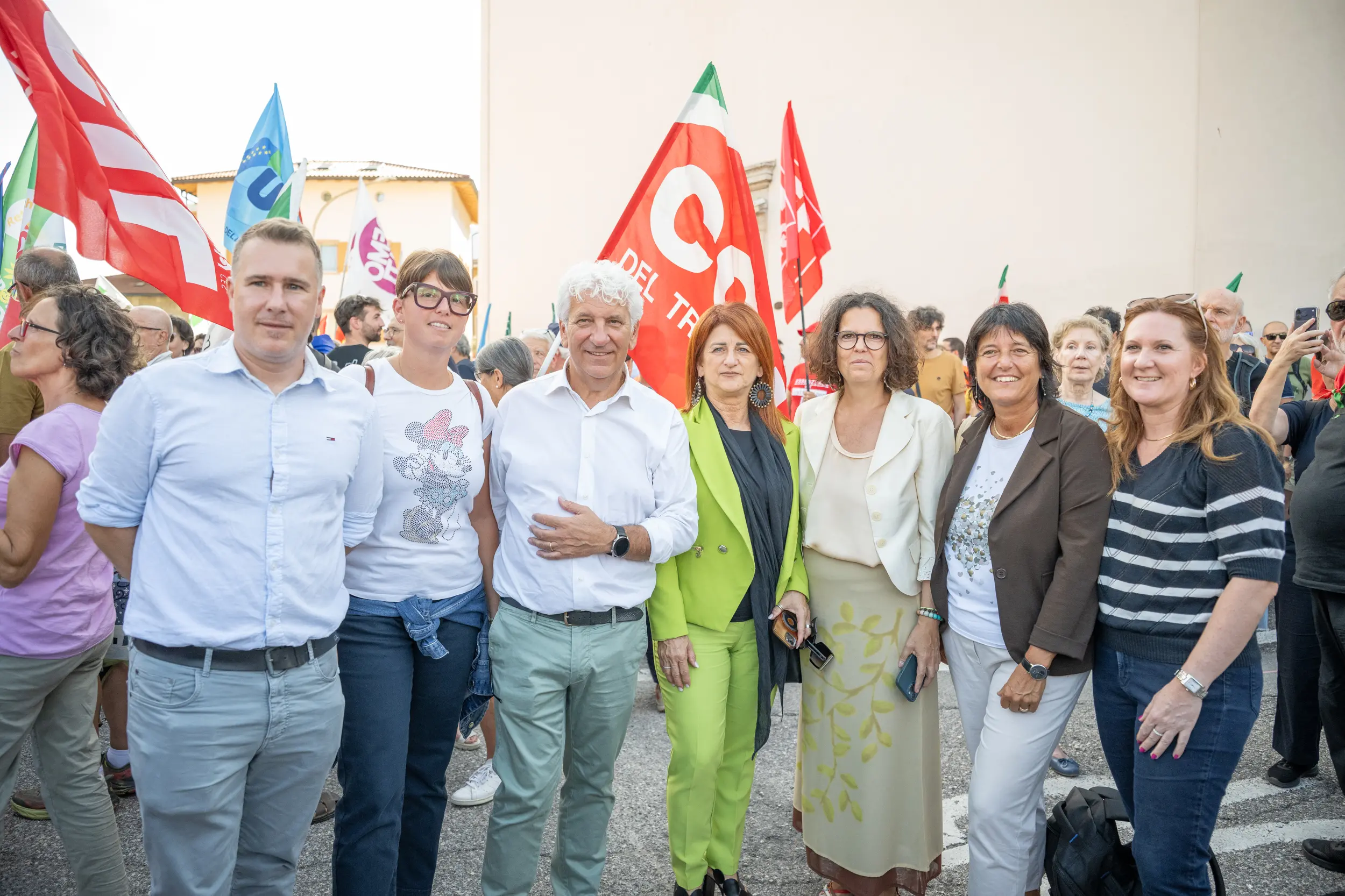 Raduno dell’estrema destra, oltre mille al corteo anti-nazi. Presenti anche Ianeselli, Soini e Zanotelli