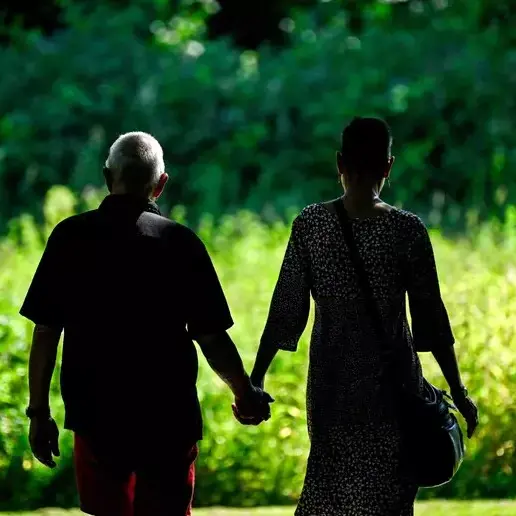 Pensioni, il divario tra donne e uomini si allarga: 458 euro in meno al mese