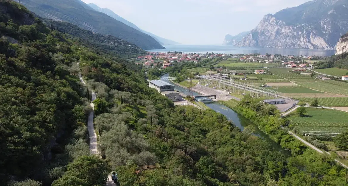Torbole, Onda boccia lo sbocco al Linfano: «La circonvallazione serve subito»