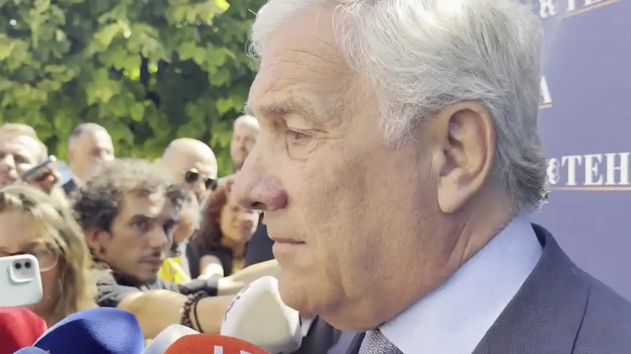 Russia, Tajani: \"Non si possono escludere condizionamenti del voto\"