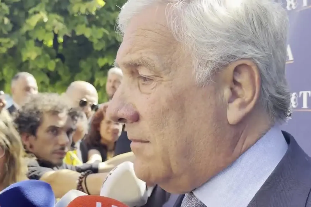 Russia, Tajani: \"Non si possono escludere condizionamenti del voto\"