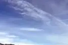 Incendio sul Monte Altissimo, il Canadair carica acqua nel Garda