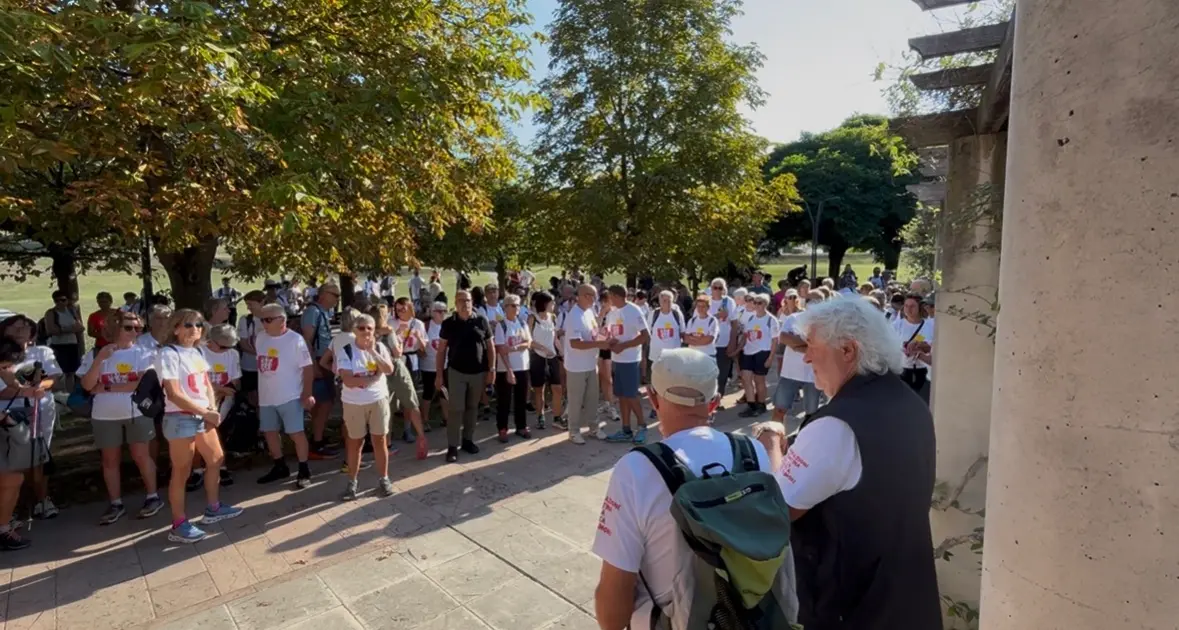 Tenna, in 400 alla Passeggiata per la Ricerca contro i tumori