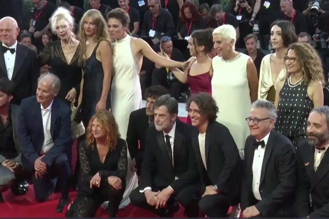 Venezia, Nanni Moretti sul red carpet dopo 37 anni di assenza