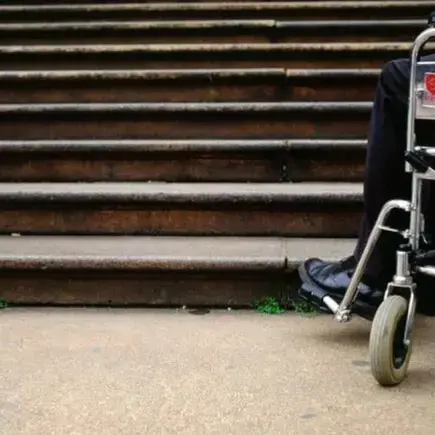 Il Trentino senza piano per le barriere architettoniche: «Solo una ventina di Comuni è partita»
