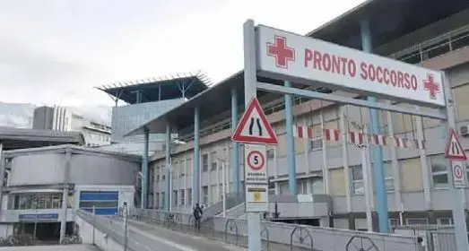 Val di Cembra: boscaiolo colpito alla testa da un ramo, trasportato al Santa Chiara elicottero