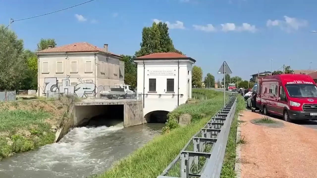 Trovato un corpo senza vita in un'auto, ipotesi delitto nel Padovano
