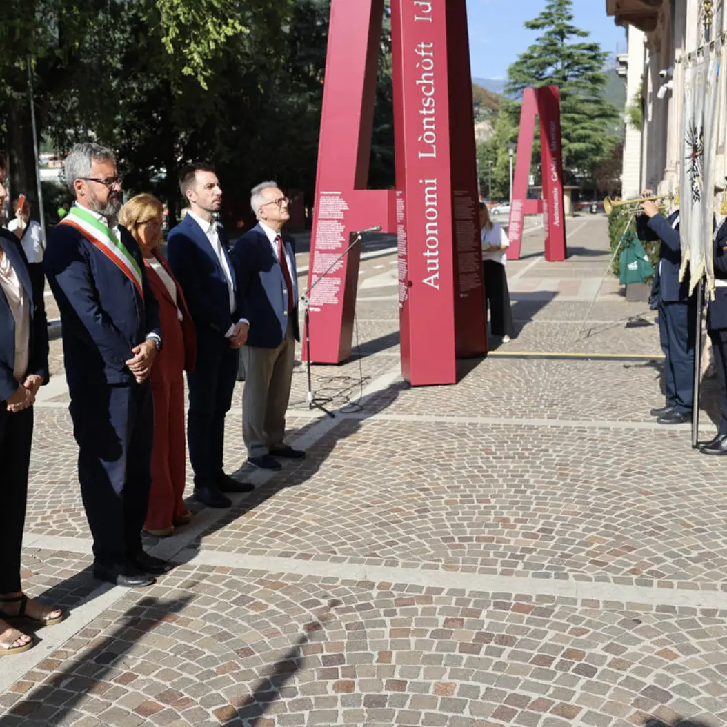 Internati militari, Trento ricorda gli 800 caduti: «La memoria deve diventare responsabilità»