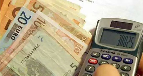 “Famiglie, tremila euro di spese”