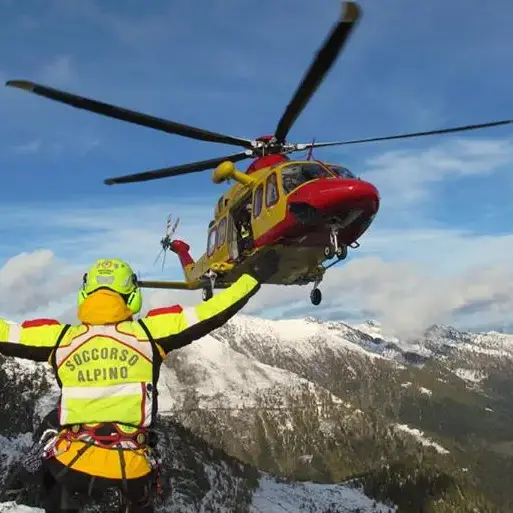 Restano bloccati in parete per il freddo: recupero notturno per due arrampicatori sul Sella